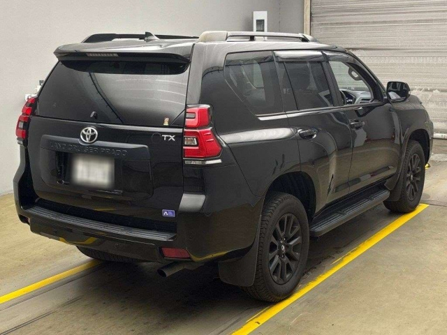 TOYOTA LAND CRUISER PRADO 2023