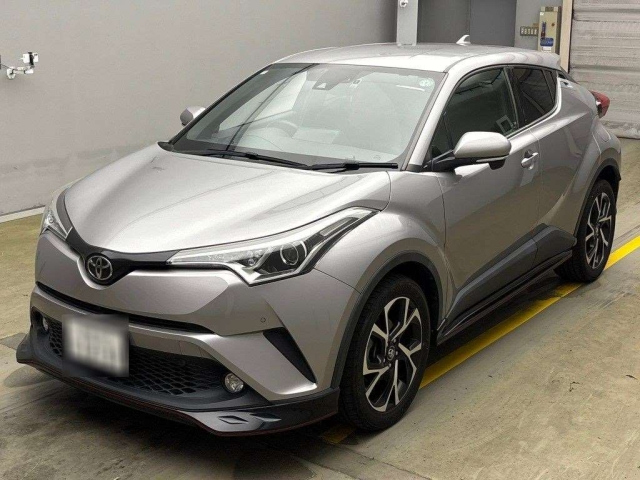 TOYOTA C-HR 2017
