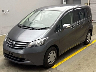 HONDA FREED 2010