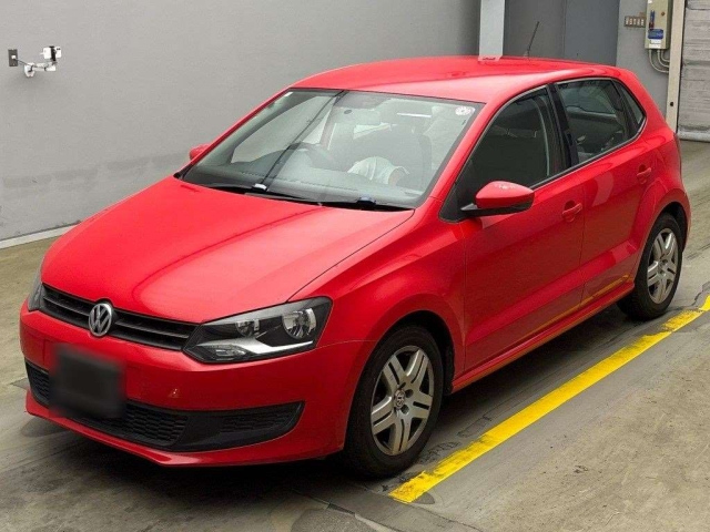 VOLKSWAGEN POLO 2010