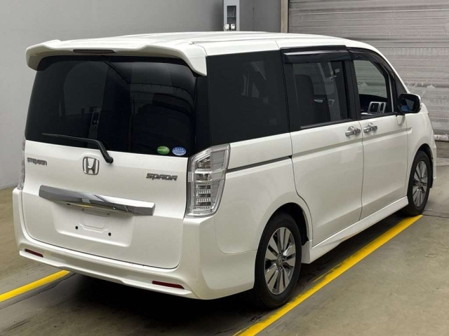 HONDA STEP WAGON 2014