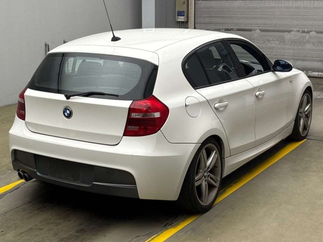 BMW 1 SERIES 2009