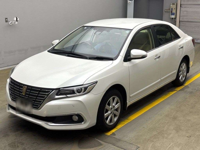 TOYOTA PREMIO 2021