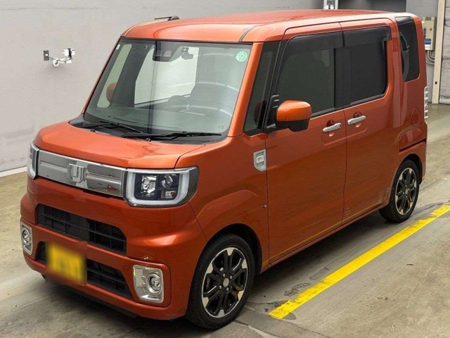 DAIHATSU WAKE 2019