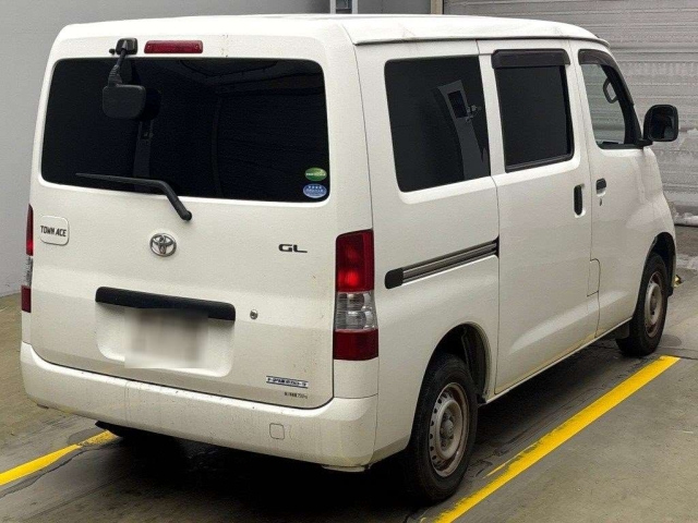 TOYOTA TOWN ACE VAN 2017