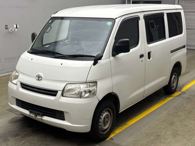 TOYOTA TOWN ACE VAN 2017