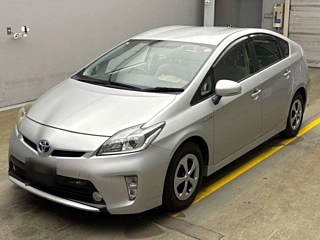 TOYOTA PRIUS 2013
