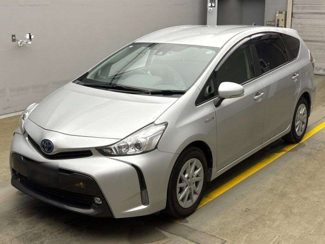 TOYOTA PRIUS ALPHA 2020