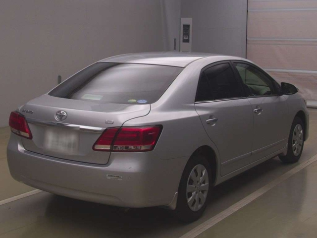 TOYOTA PREMIO 2018