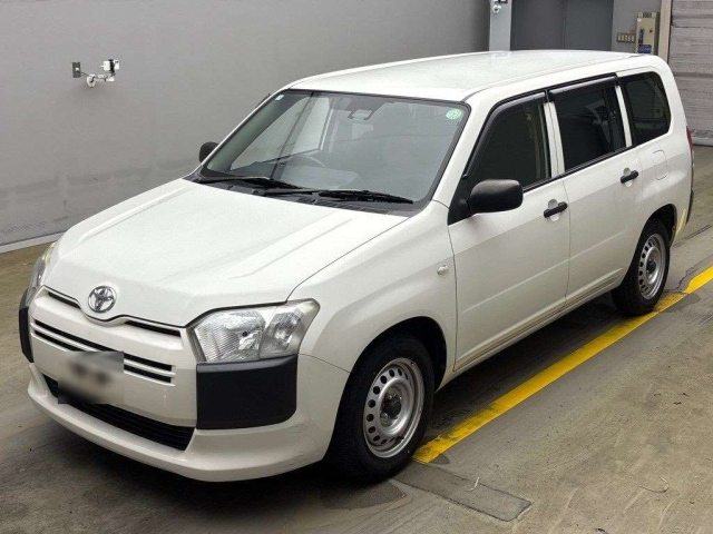 TOYOTA SUCCEED 2017