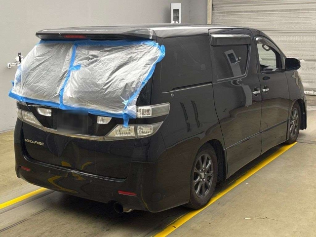 TOYOTA VELLFIRE 2010