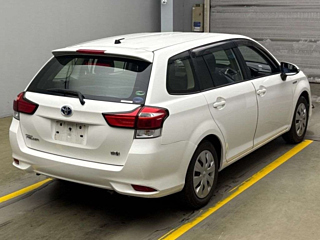 TOYOTA COROLLA FIELDER 2016