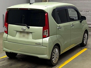 DAIHATSU MOVE 2015