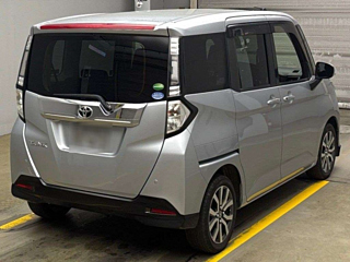 TOYOTA TANK 2018