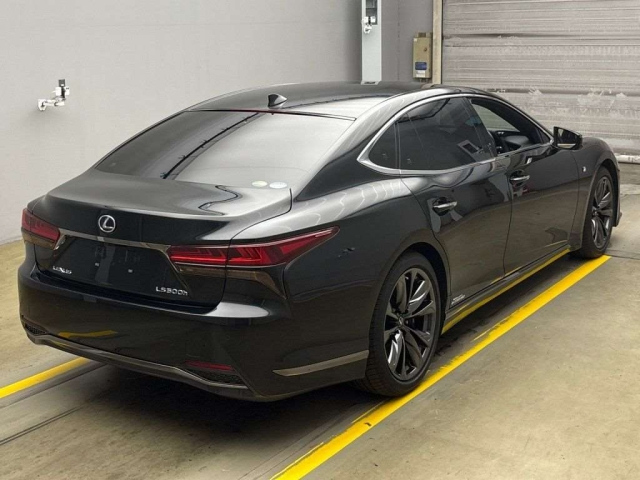 LEXUS LS 2020
