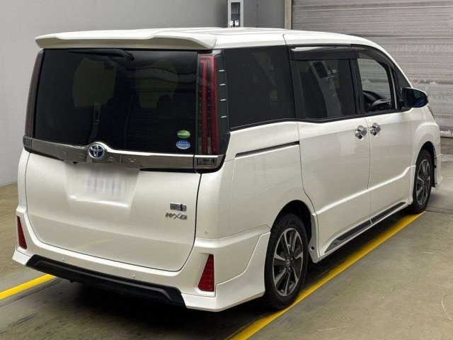TOYOTA NOAH 2020