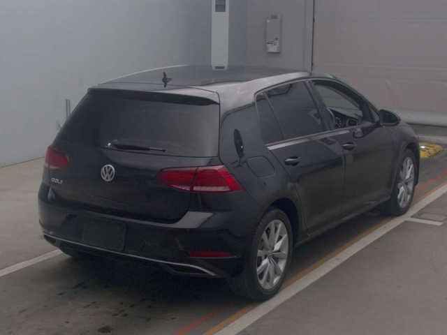 VOLKSWAGEN GOLF 2019