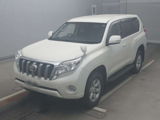 TOYOTA LAND CRUISER PRADO 2016