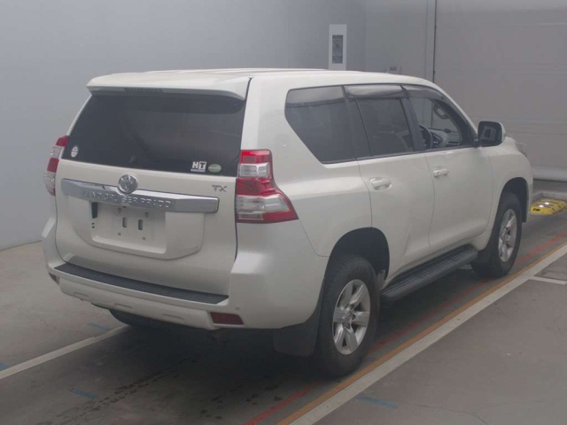 TOYOTA LAND CRUISER PRADO 2016