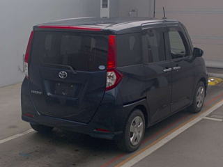 TOYOTA ROOMY 2020