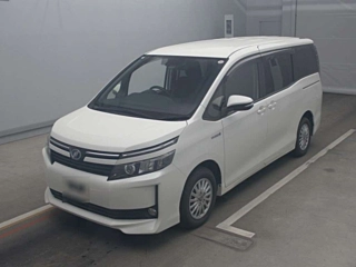 TOYOTA VOXY 2016