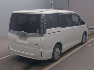 TOYOTA VOXY 2016