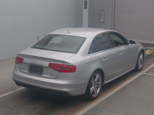 AUDI A4 2013