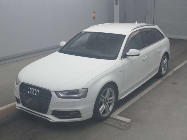 AUDI A4 2013