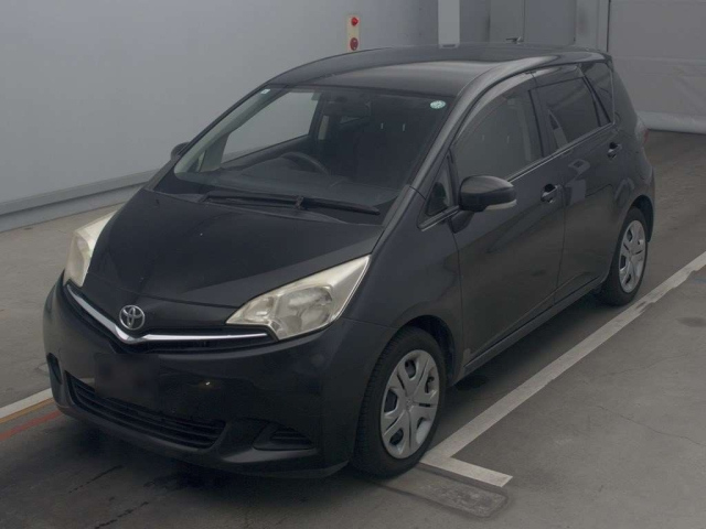 TOYOTA RACTIS 2011