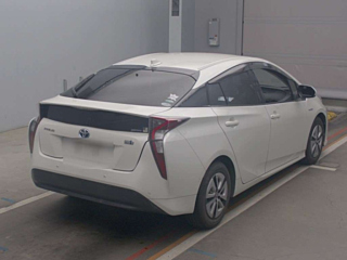 TOYOTA PRIUS 2016