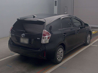 TOYOTA PRIUS ALPHA 2016