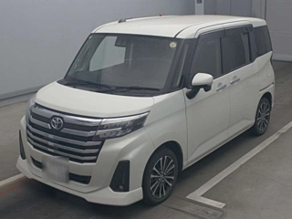 TOYOTA ROOMY 2021