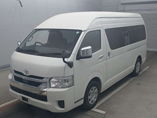 TOYOTA HIACE 2021