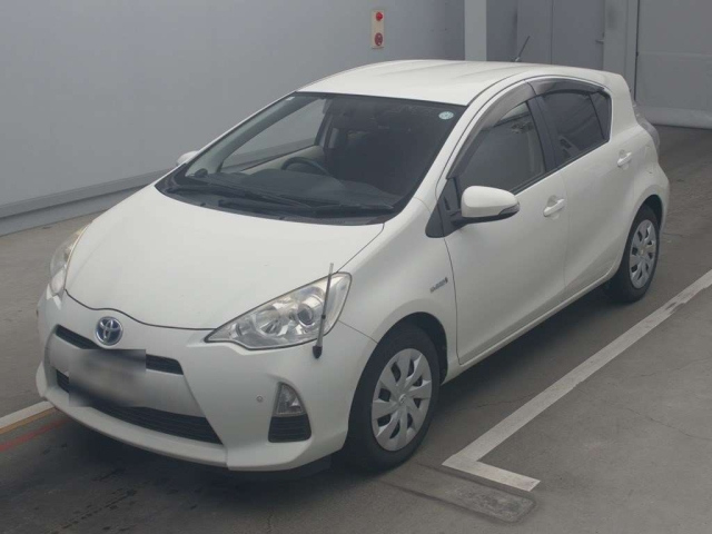 TOYOTA AQUA 2014