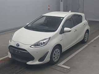TOYOTA AQUA 2019