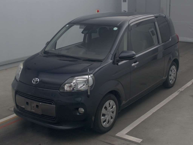 TOYOTA PORTE 2016
