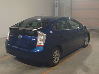 TOYOTA PRIUS 2010