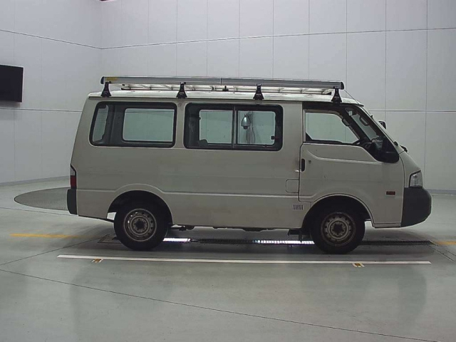 MAZDA BONGO VAN 2014