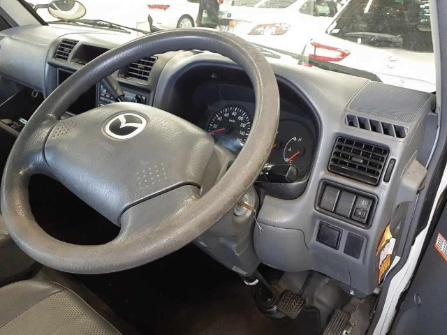 MAZDA BONGO VAN 2014