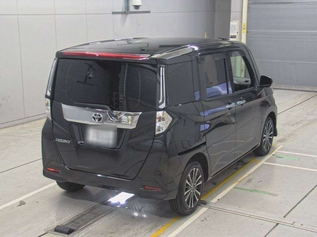 TOYOTA ROOMY 2025