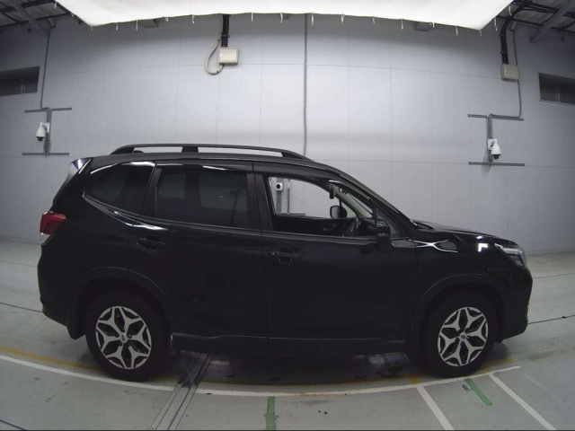 SUBARU FORESTER 2018