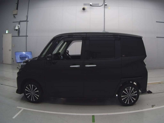 TOYOTA ROOMY 2025