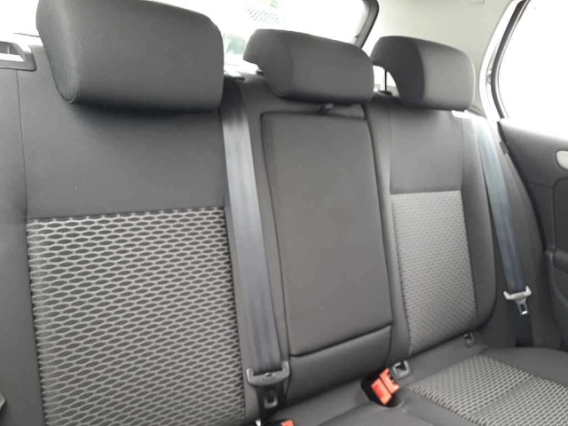 VOLKSWAGEN GOLF 2011