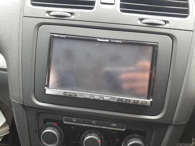 VOLKSWAGEN GOLF 2011