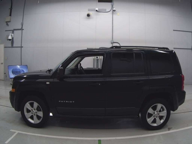 CHRYSLER JEEP PATRIOT 2012