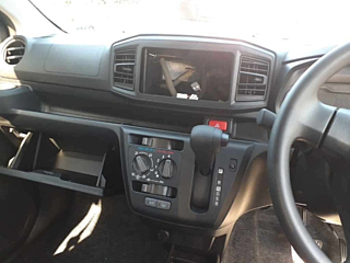 DAIHATSU MIRA E S 2024