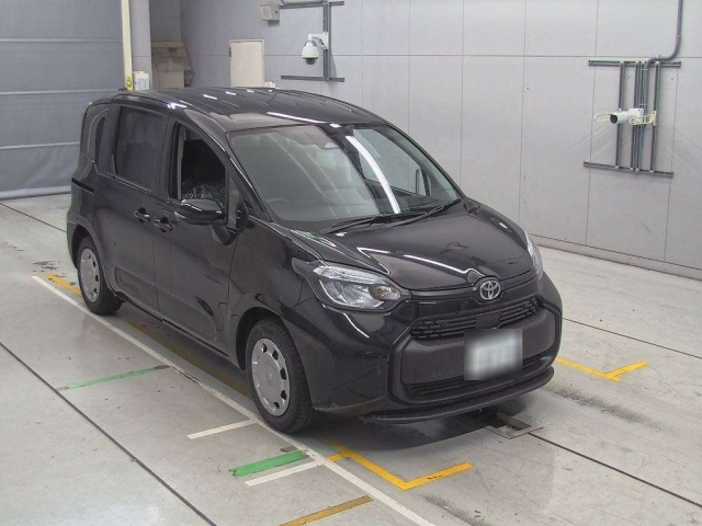TOYOTA SIENTA 2025
