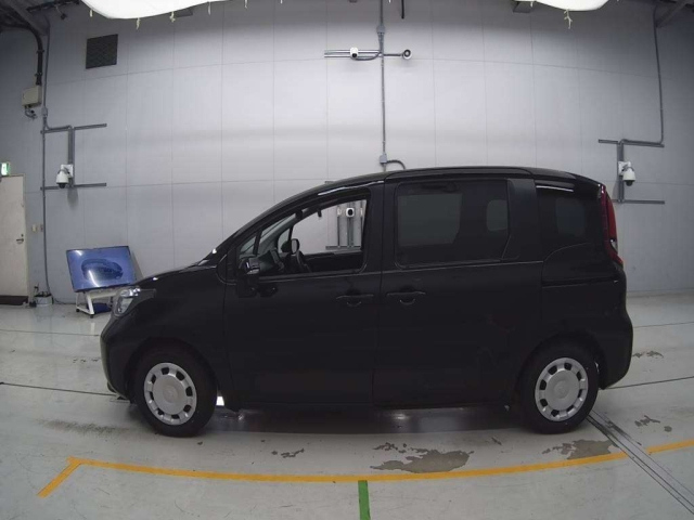TOYOTA SIENTA 2025