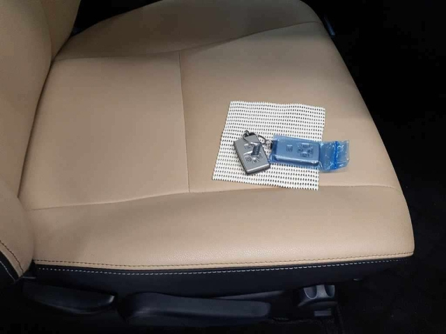 TOYOTA ESTIMA 2018