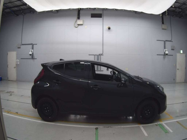 TOYOTA AQUA 2025